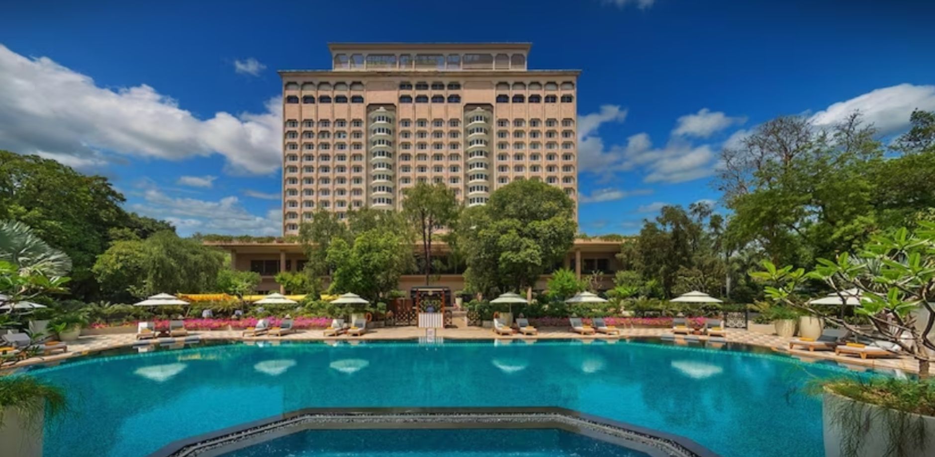 Find Your Dream Luxury Hotel